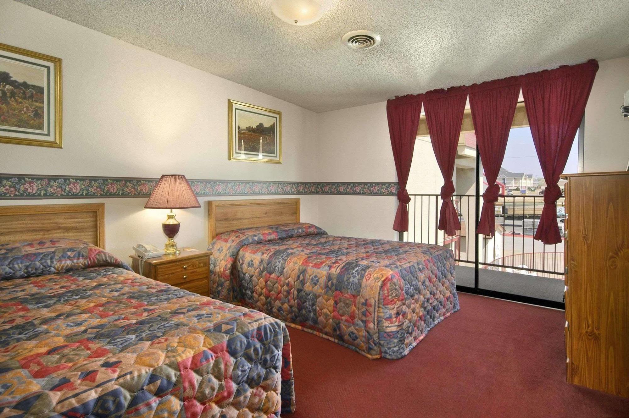 Super 8 By Wyndham Springdale Ar Motel Exterior photo